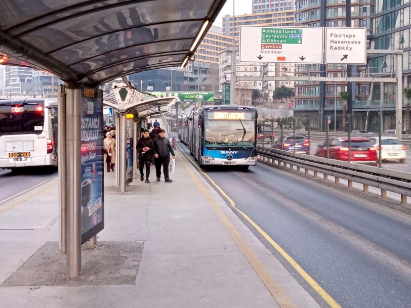 i̇stanbul havalimanı’na metrobüs ile nasıl gidilir