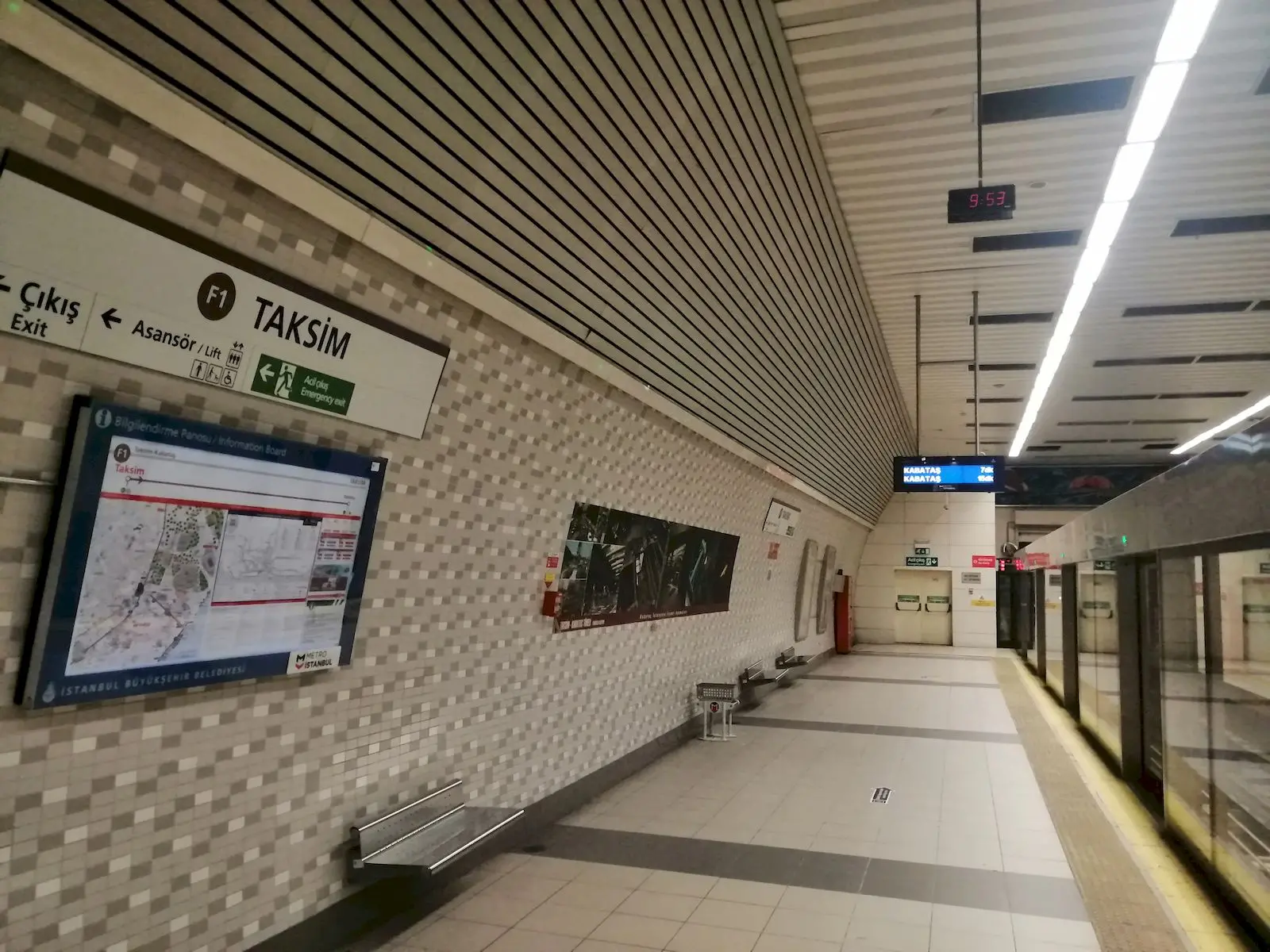 taksimden metro ile i̇stanbul havalimanina nasil gidilir