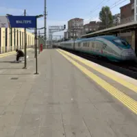 Ankara to Istanbul train stations fotoğraf.