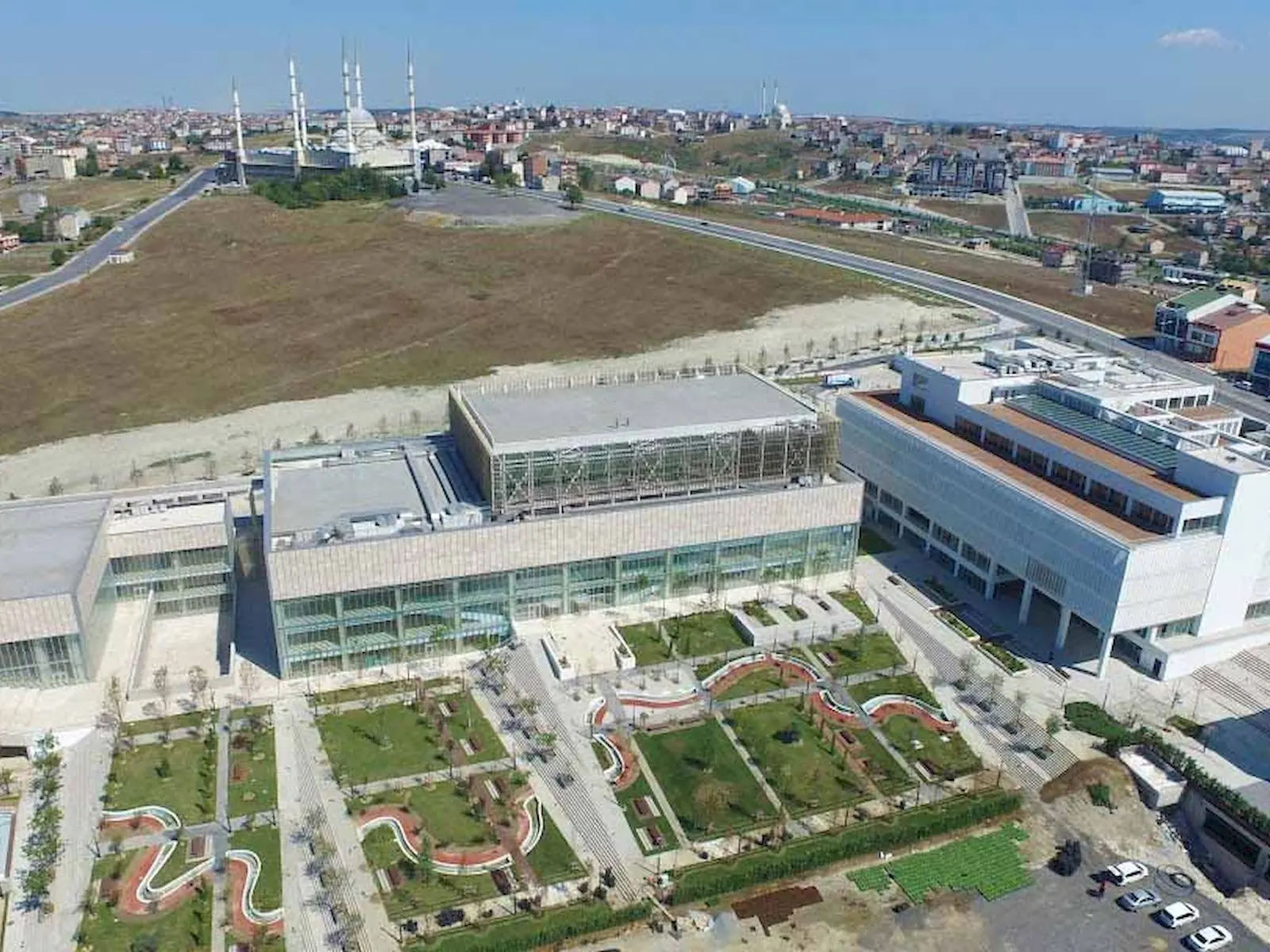 Arnavutköy’ün eski belediye başkanları görsel.