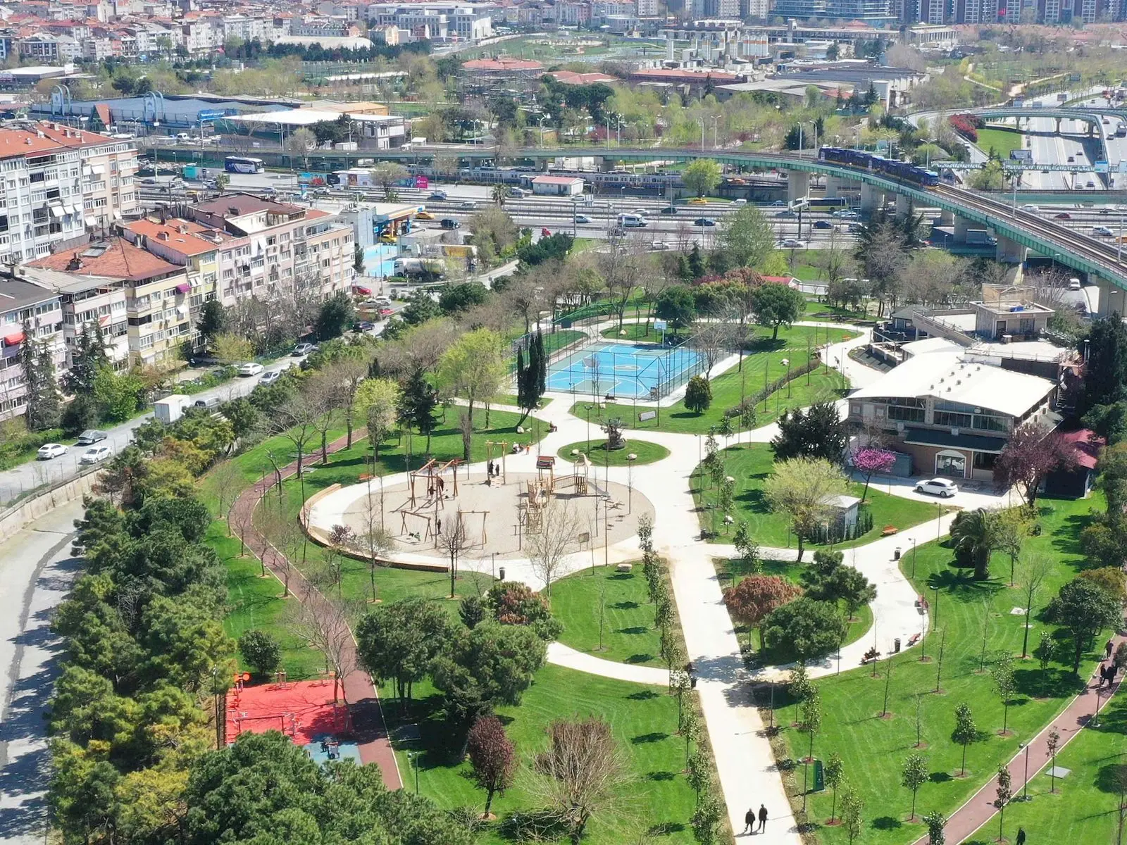 Güngören’de semtler ve mahallelerin posta fotoğraf.