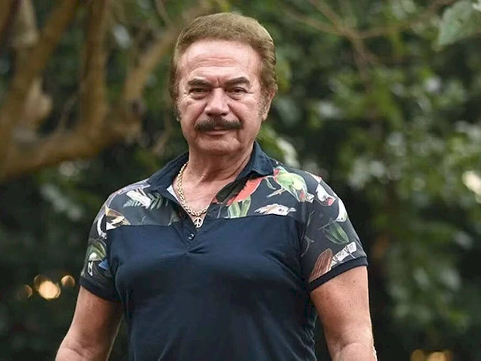 Orhan Gencebay kimdir, nerelidir? fotoğraf.