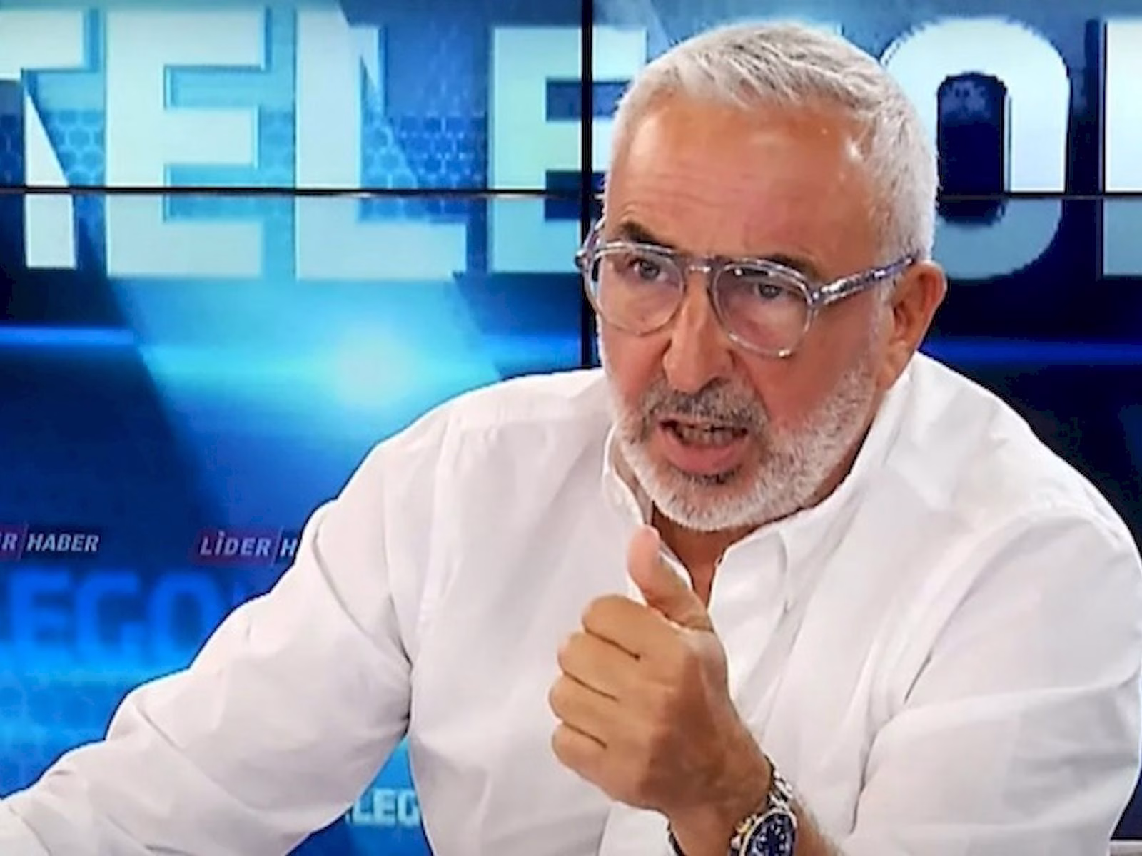Adnan Aybaba kimdir, nerelidir? fotoğraf.