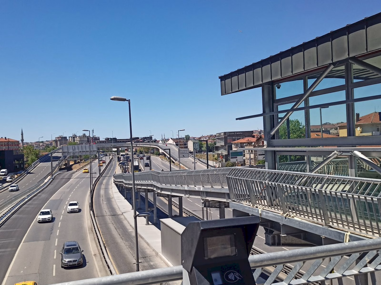 Marmaray – Metrobüs aktarma durakları görsel.