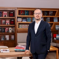Murat Abbas kimdir? fotoğraf.