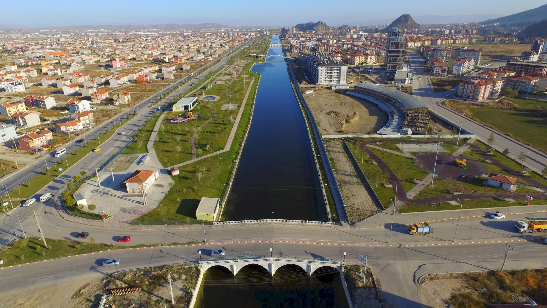 İstanbul Afyonkarahisar Arası Kaç Kilometre